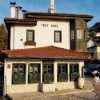 Inat kuća na obali Miljacke u Sarajevu tradicionalna arhitektura