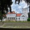 Mermerni bazen u dvoristu dvorca Fantast kod Beceja imanje Bogdana Dundjerskog